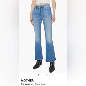 MOTHER The Weekender Flare Jeans